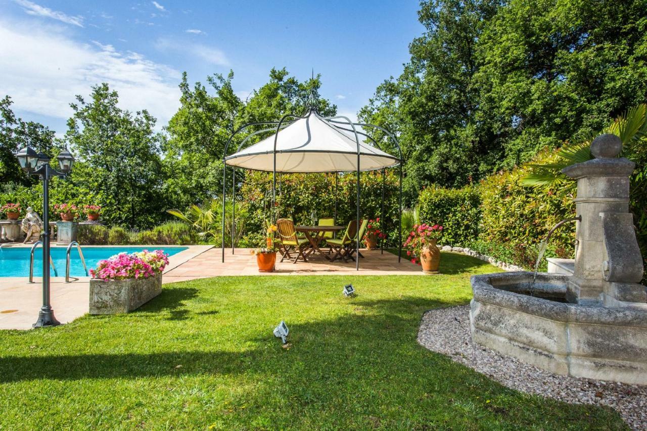 Mas Du Roc Bed & Breakfast グラース エクステリア 写真